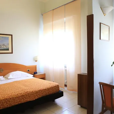 Hotel Calabresi 4*
