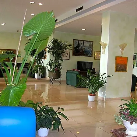 Hotel Calabresi 4*