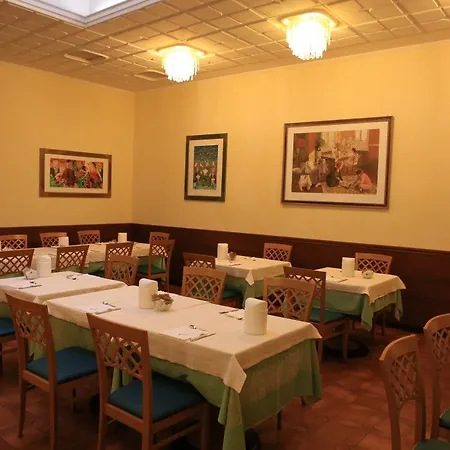 Отель Calabresi 4*
