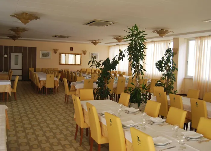 酒店 卡拉布雷西酒店 4*