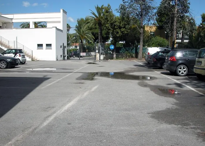 卡拉布雷西酒店 4* 圣贝内代托-德尔特龙托